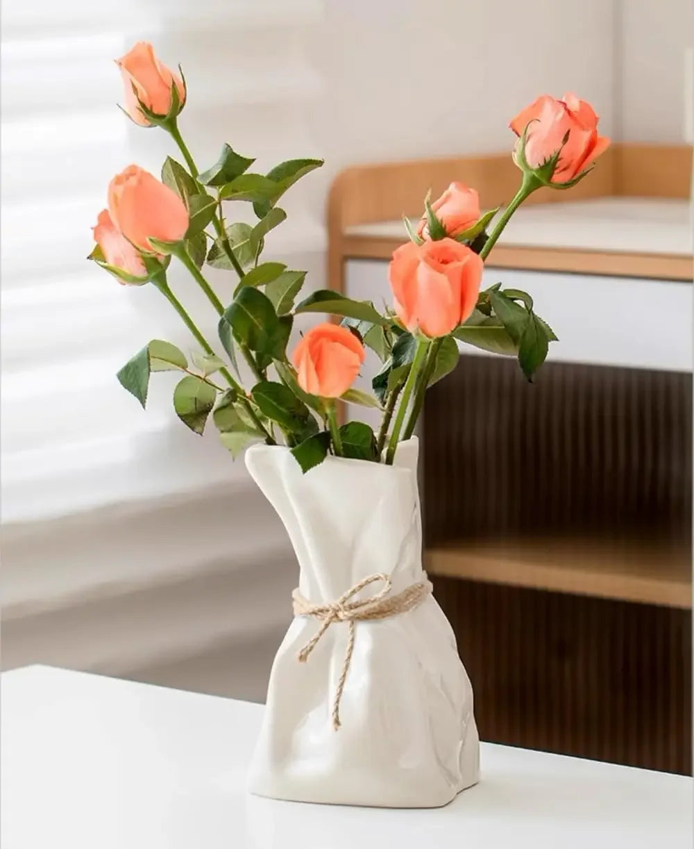 Hign-concerned Glass Vase Irregular Modern Deco Centerpiece