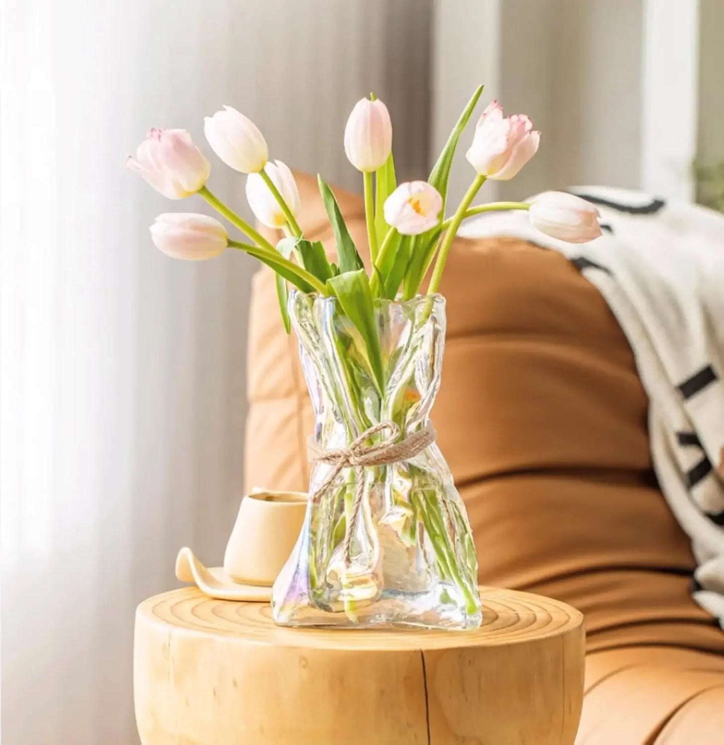 Hign-concerned Glass Vase Irregular Modern Deco Centerpiece