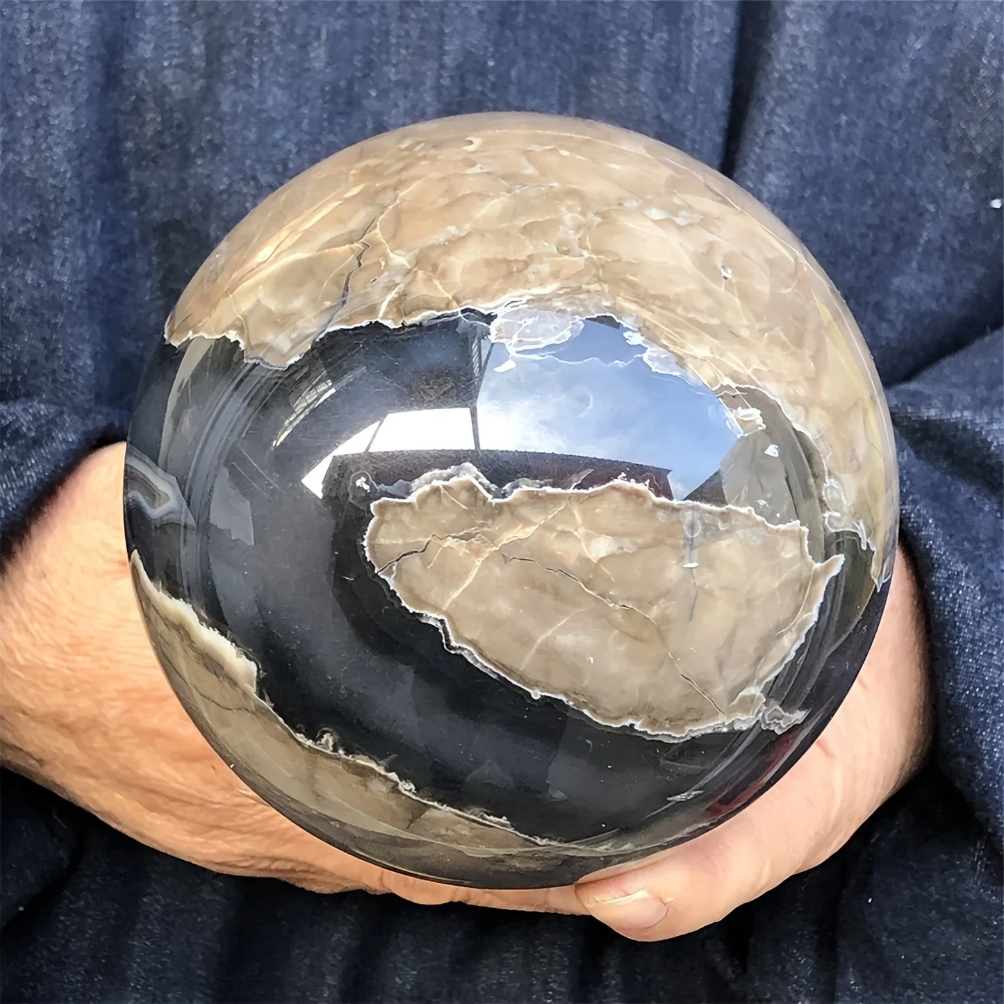 CrystalHola Natural Volcanic Agate Sphere With UV Fluorescence
