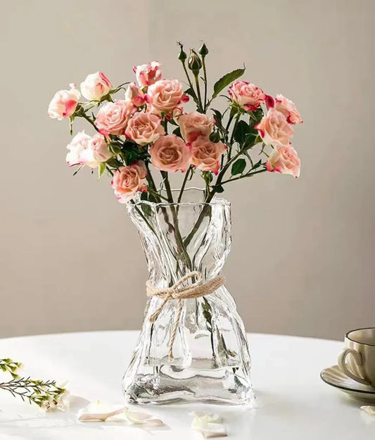 Hign-concerned Glass Vase Irregular Modern Deco Centerpiece