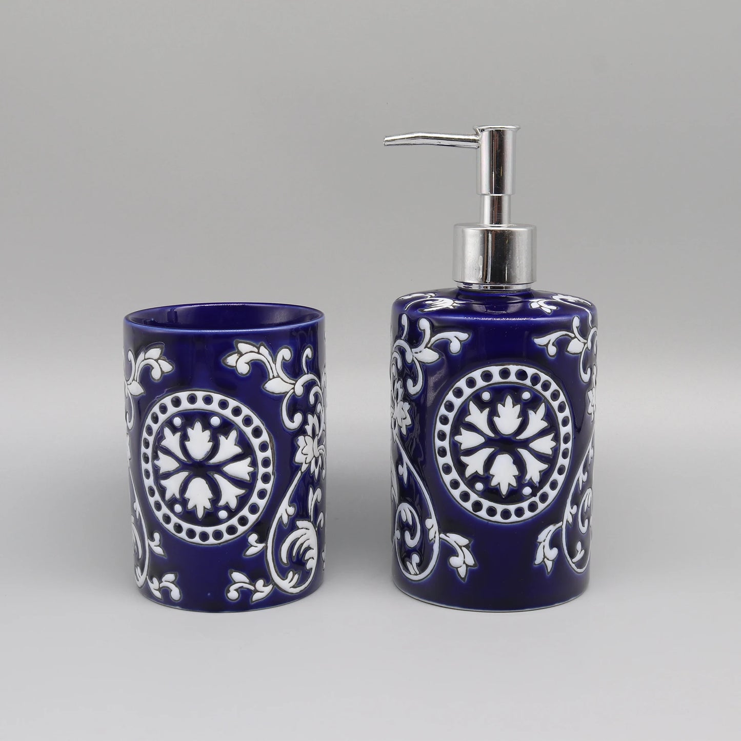 Liquid Soap Dispenser, Blue & White Ceramic, Bathroom Accessory