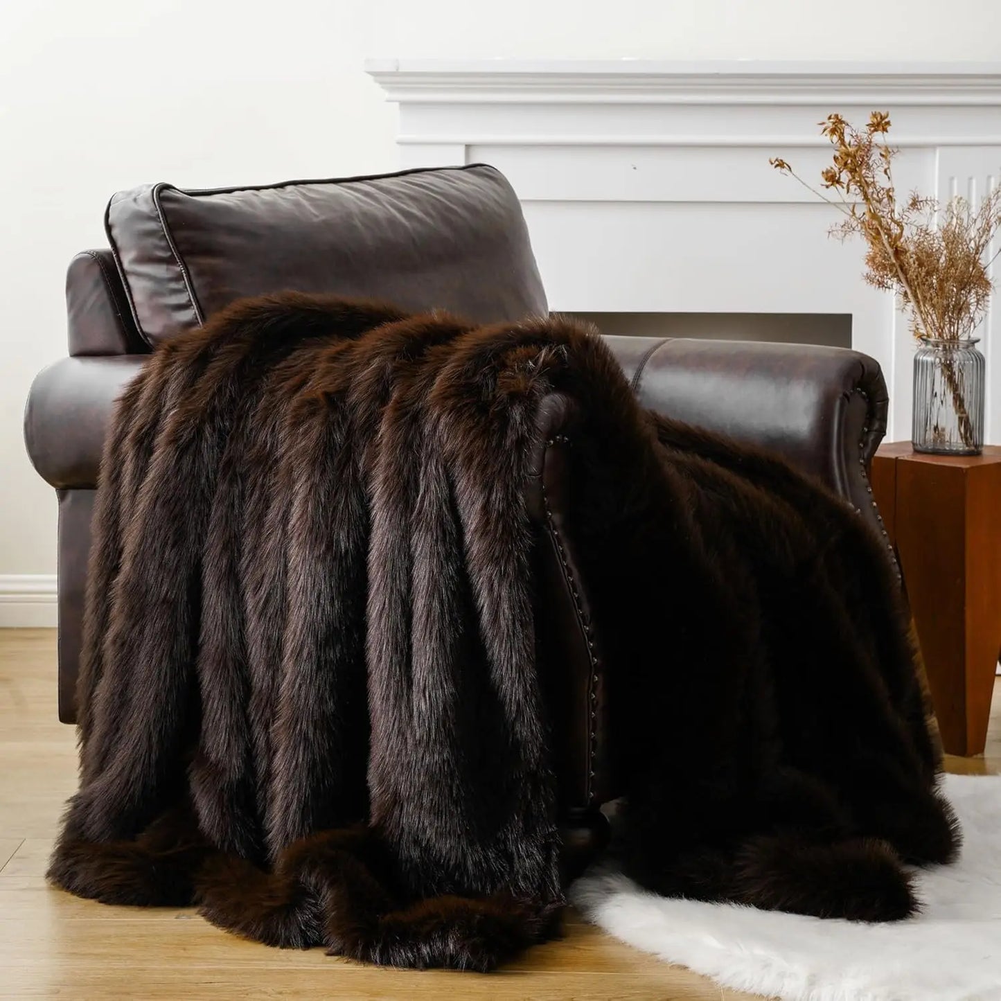 Luxurious Faux Fur Throw Blanket For Cozy Home Decor